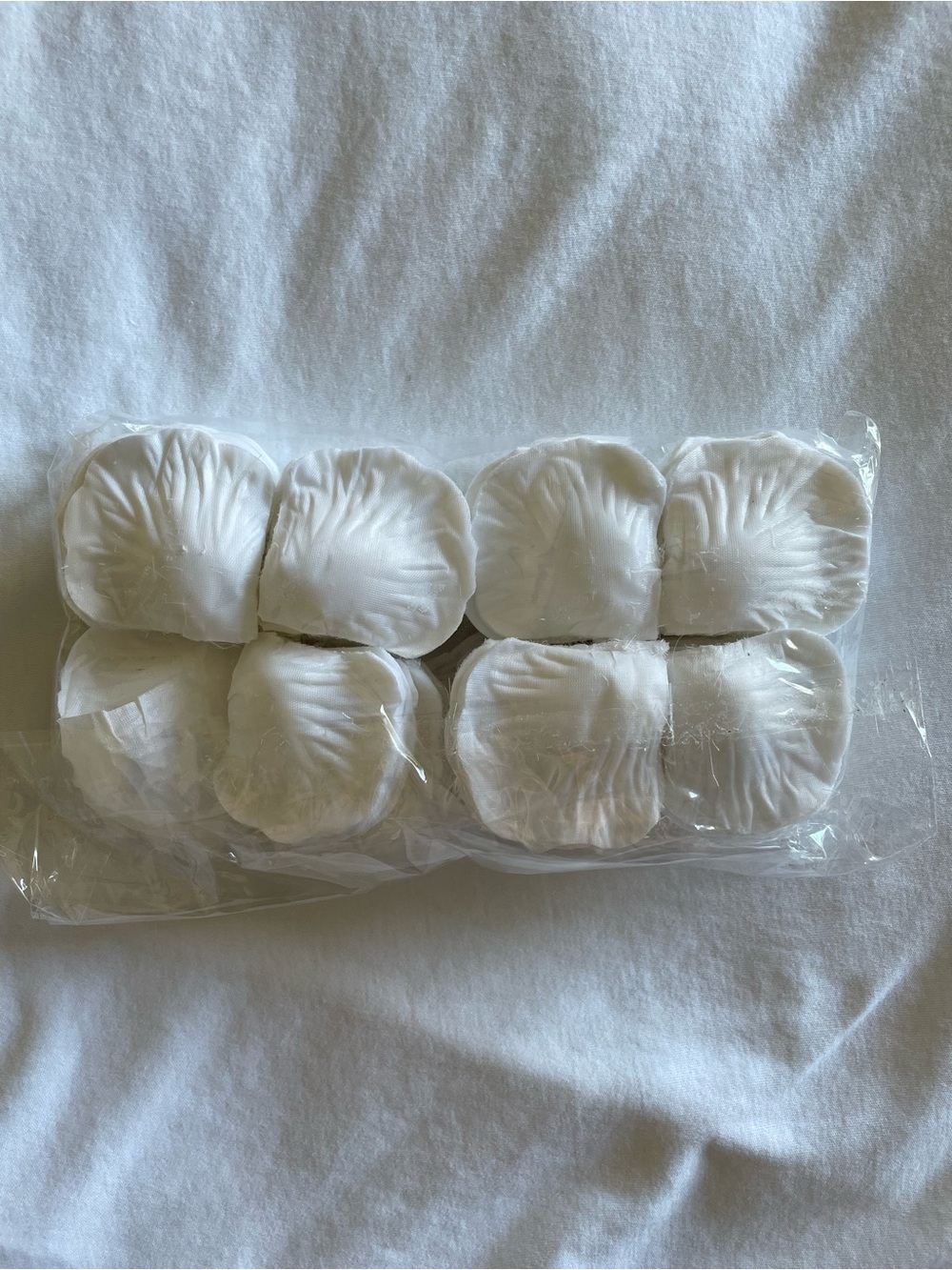 Silk Flower Petals - 2,000 Faux Rose Petals